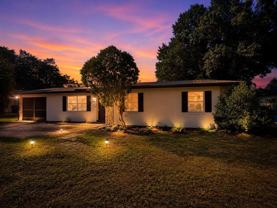 131 Sparrow Ave - Photo 1 of 1