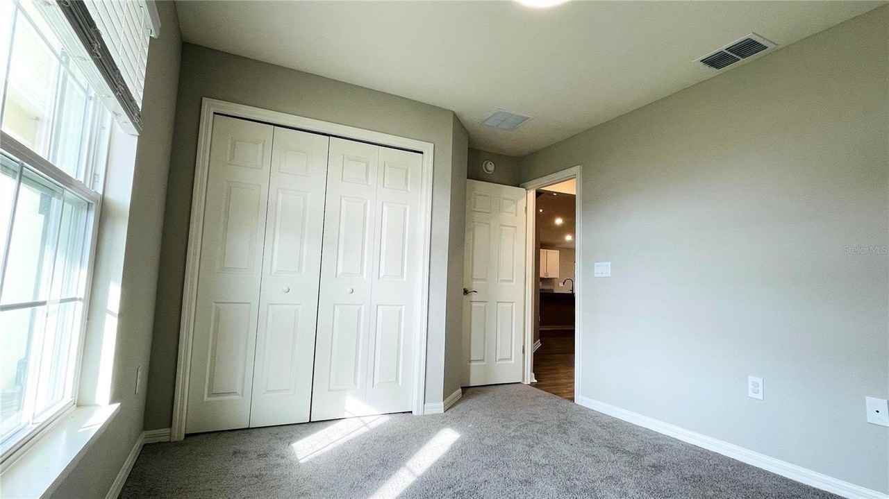 1387 Mountain Flower Ln - Photo 3 of 25