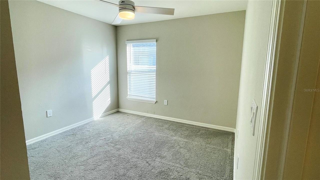1387 Mountain Flower Ln - Photo 5 of 25