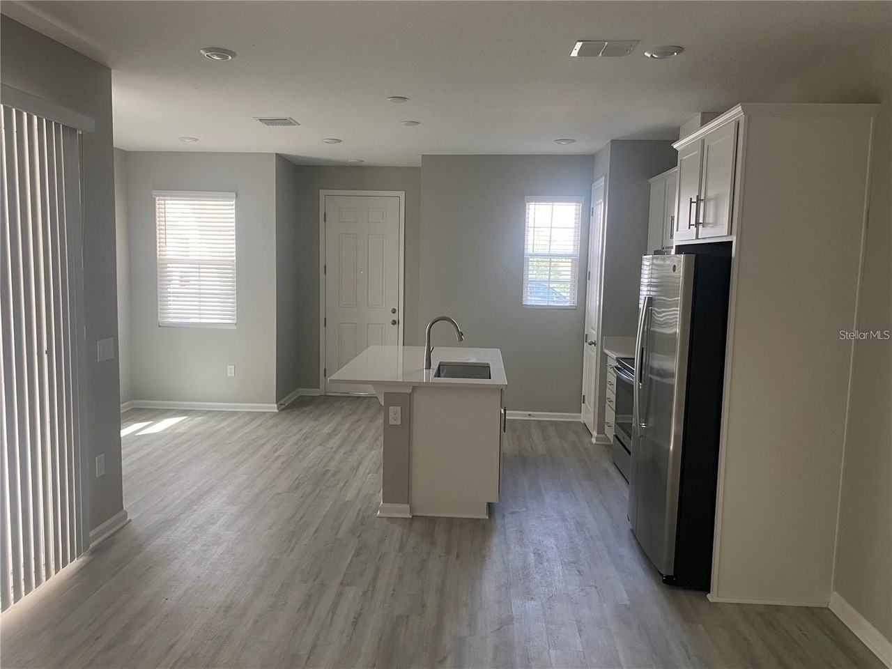 1457 Axel Graeson Ave - Photo 7 of 28