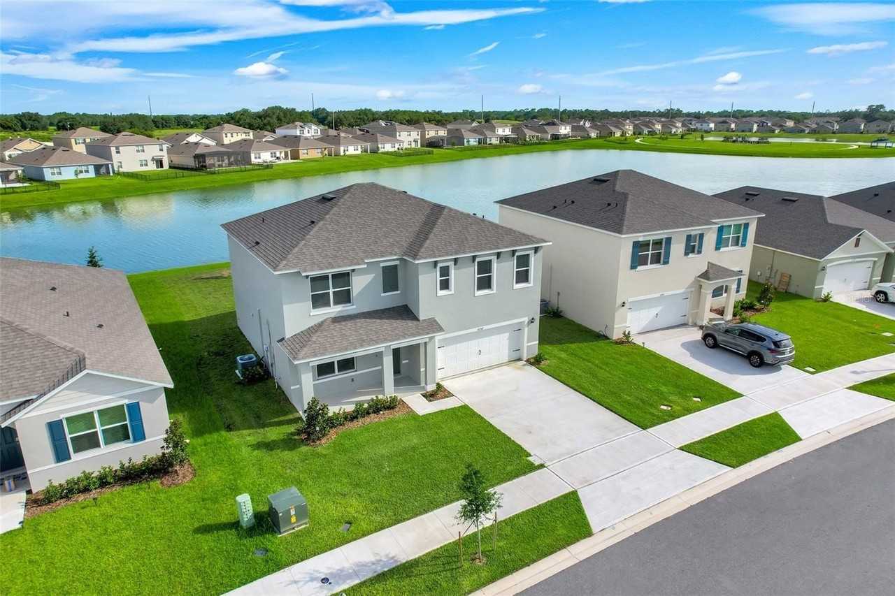 5252 Masser Rd - Photo 4 of 50