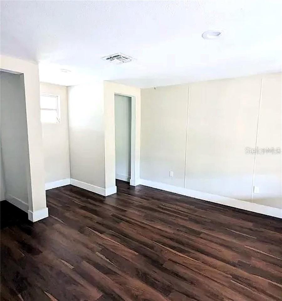 2507 Coral Way - Photo 5 of 10