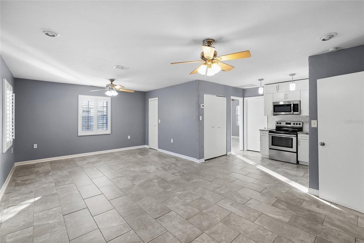 3611 W Anderson Ave - Photo 3 of 47
