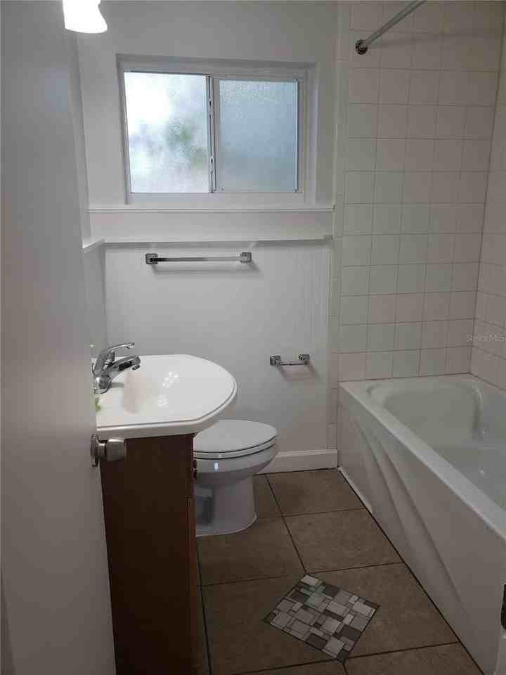 7475 19th Ave N - Photo 6 of 10