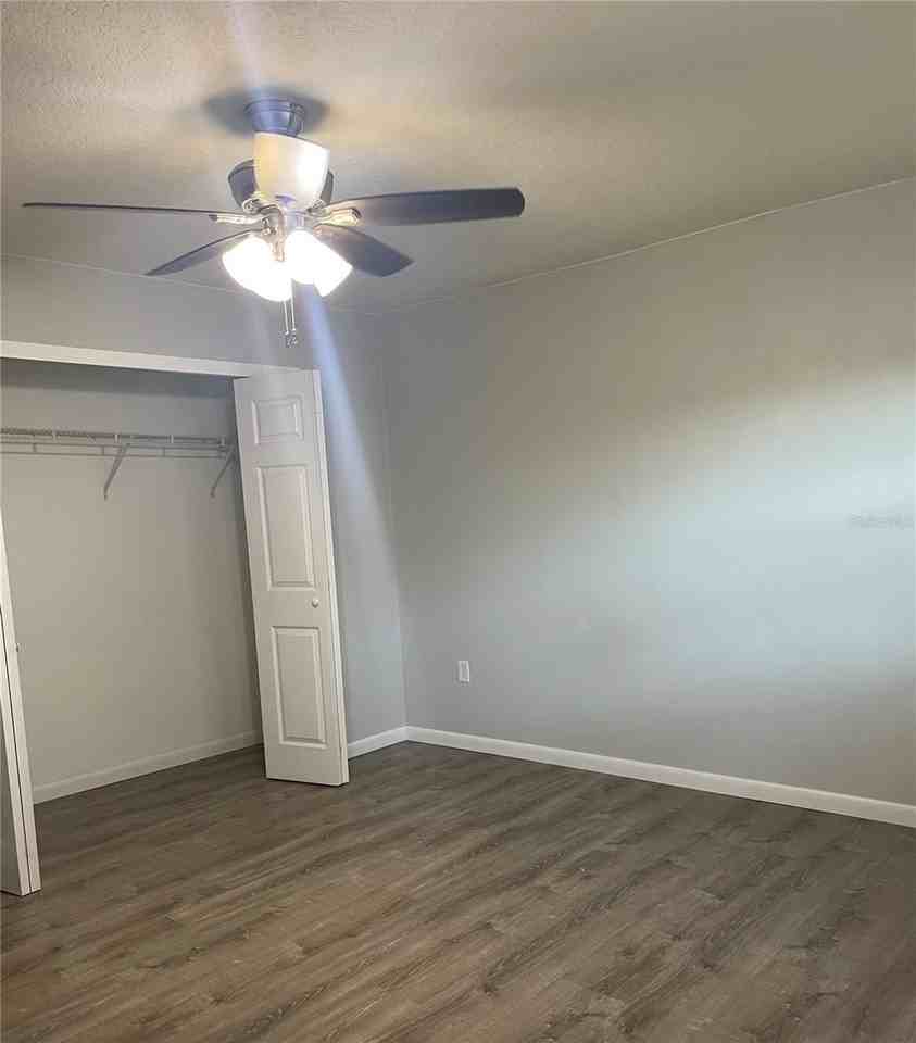 1008 York Ct - Photo 6 of 14