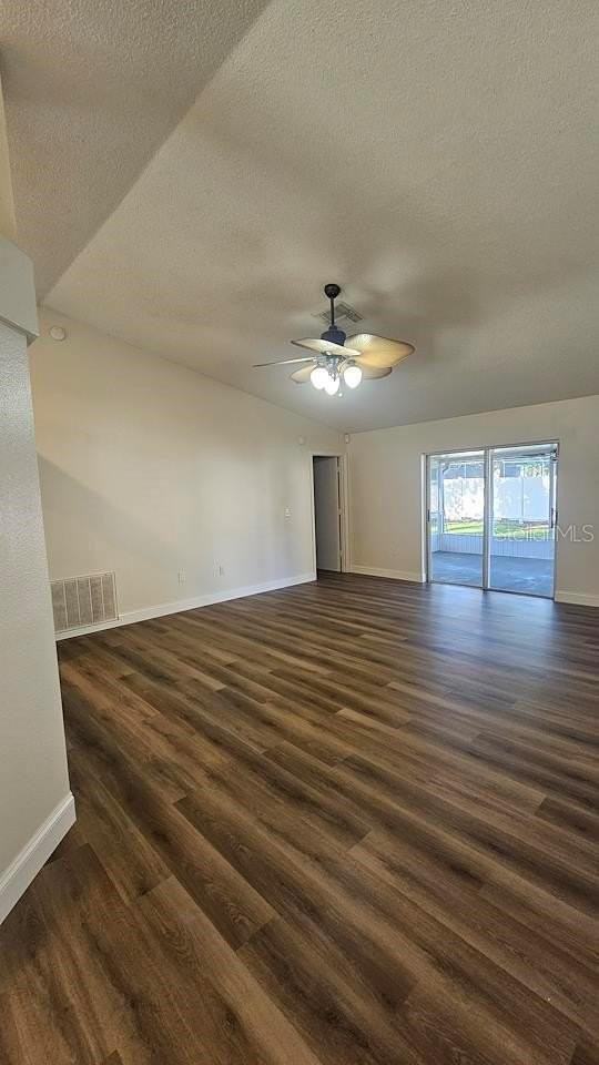 3938 Creek Woods Dr - Photo 5 of 20