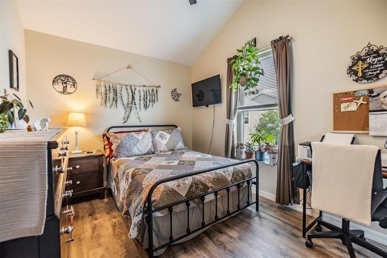 1265 Jade Pl - Photo 7 of 9