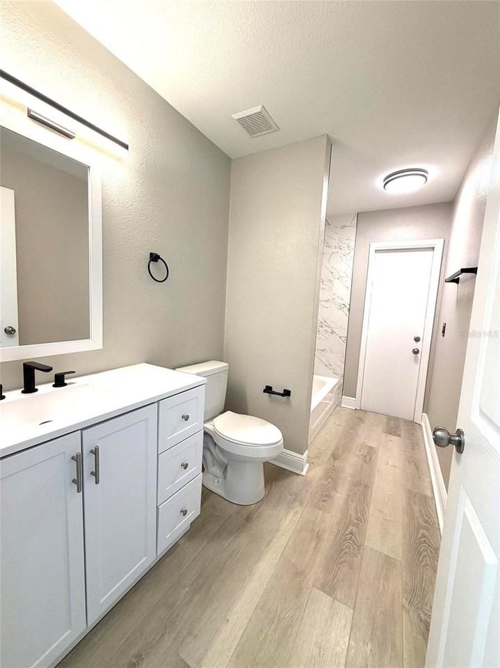 15613 Greater Groves Blvd - Photo 7 of 14