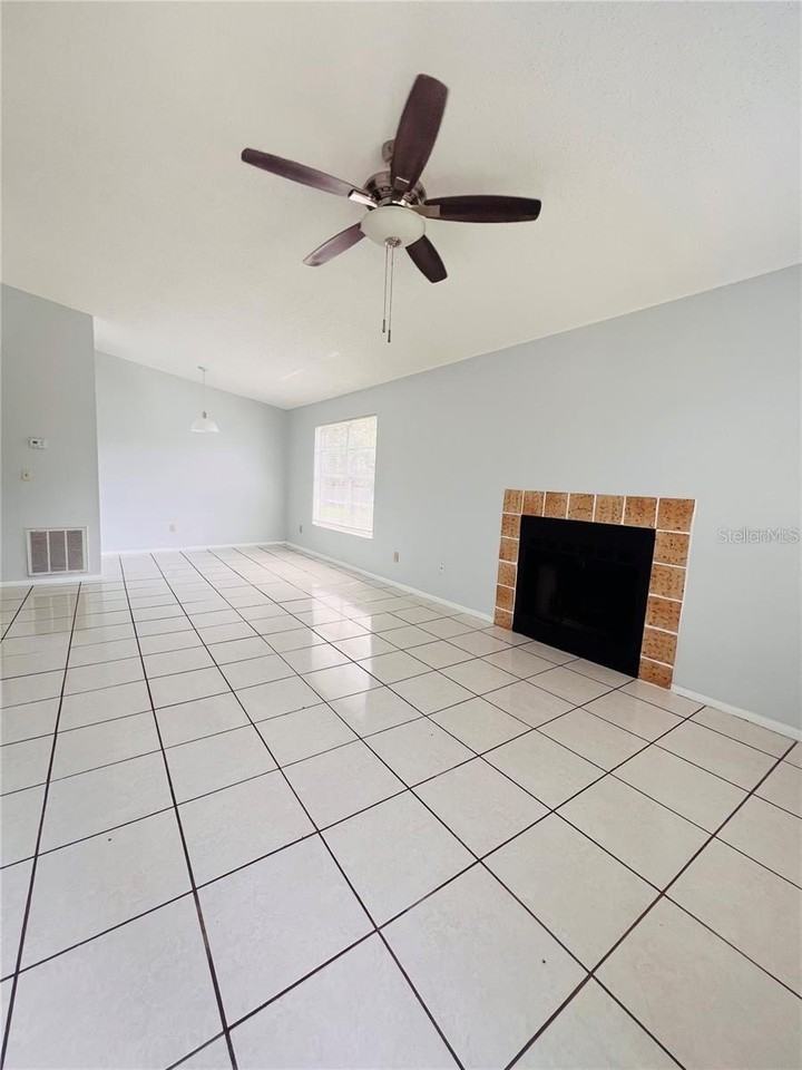 4013 Dream Oak Pl #201 - Photo 2 of 14