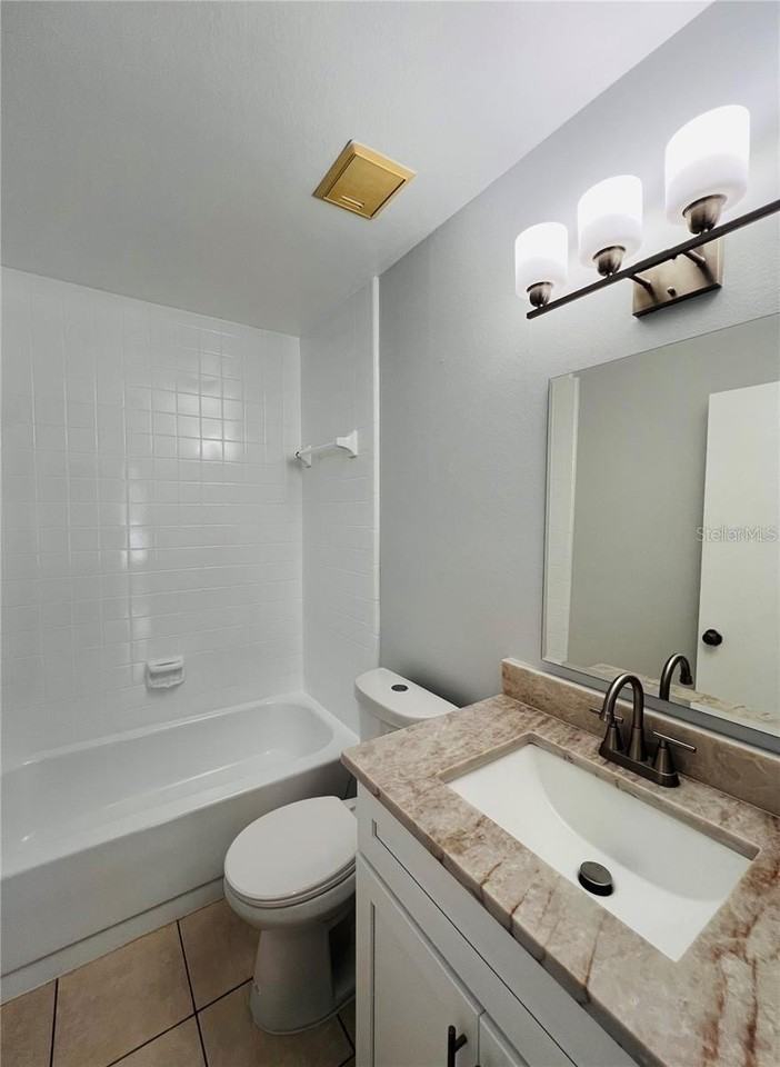 4013 Dream Oak Pl #201 - Photo 4 of 14