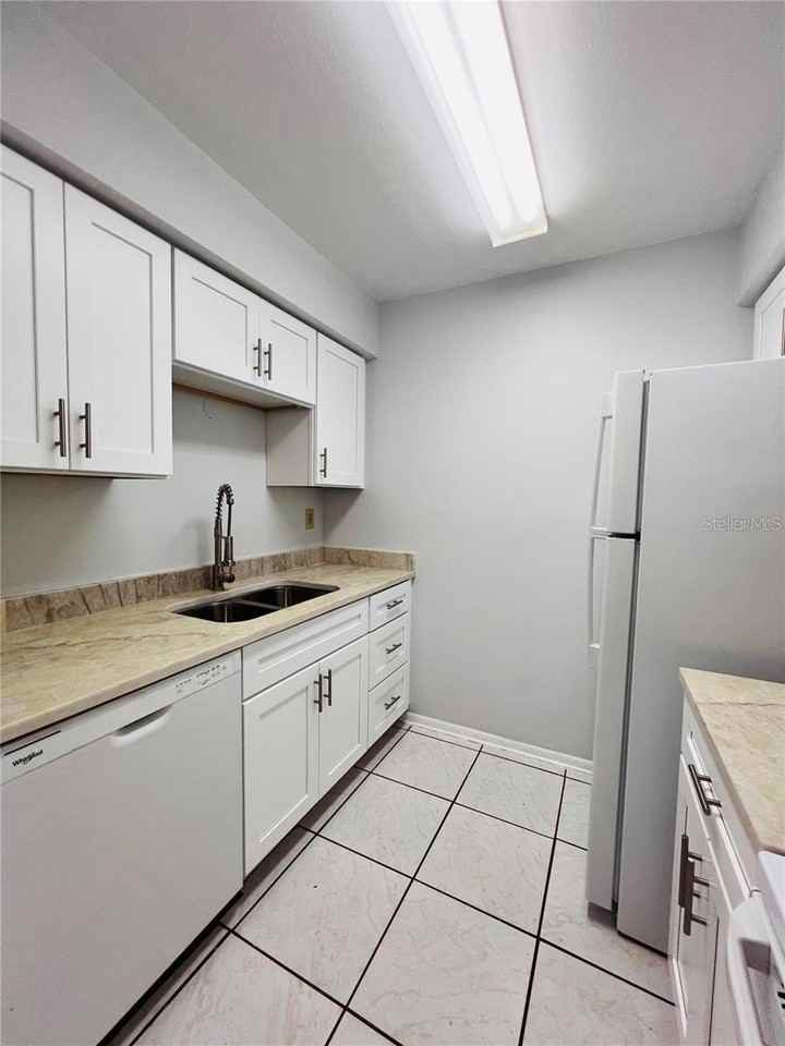4013 Dream Oak Pl #201 - Photo 6 of 14