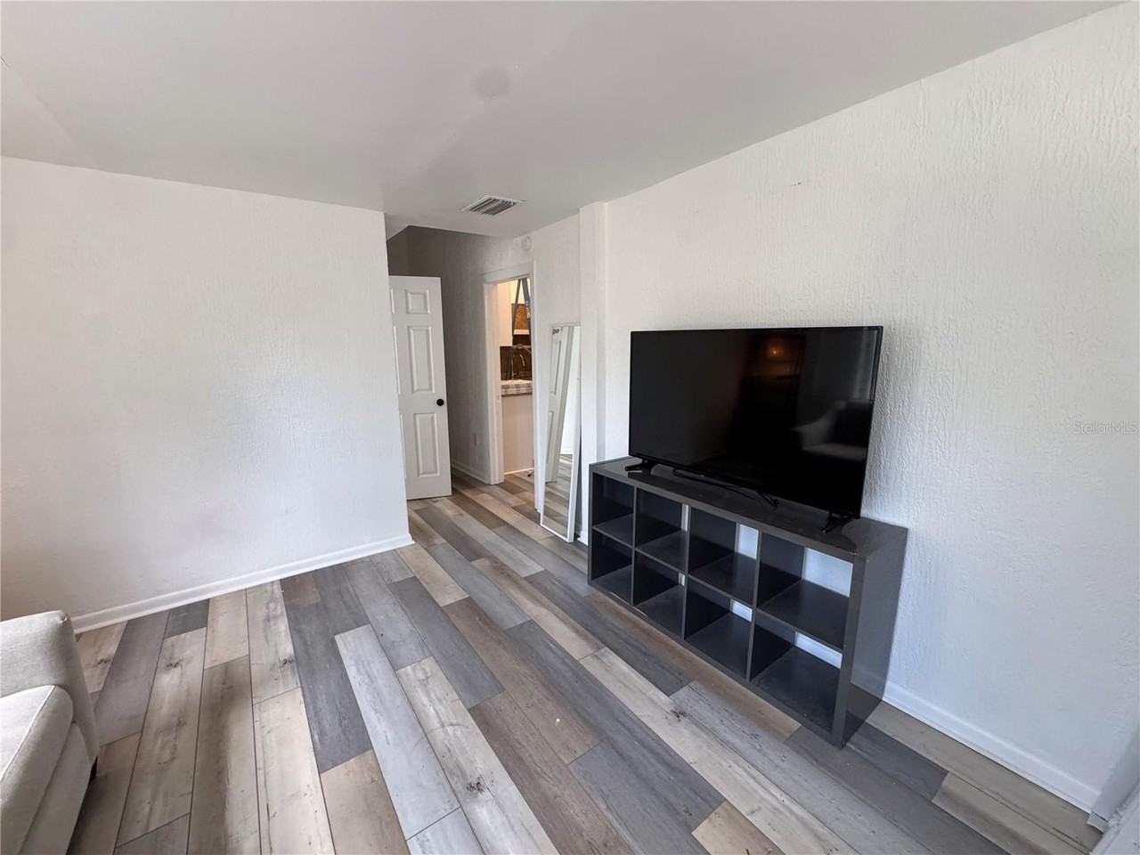 142 6th Ave N #1 - Photo 4 of 23