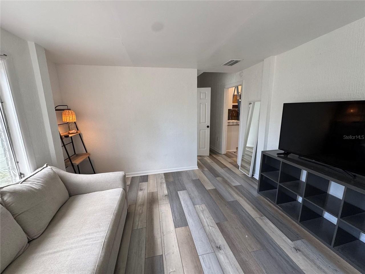 142 6th Ave N #1 - Photo 5 of 23