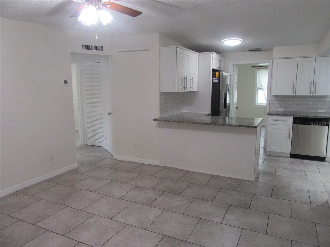 11913 104th St - Photo 7 of 34