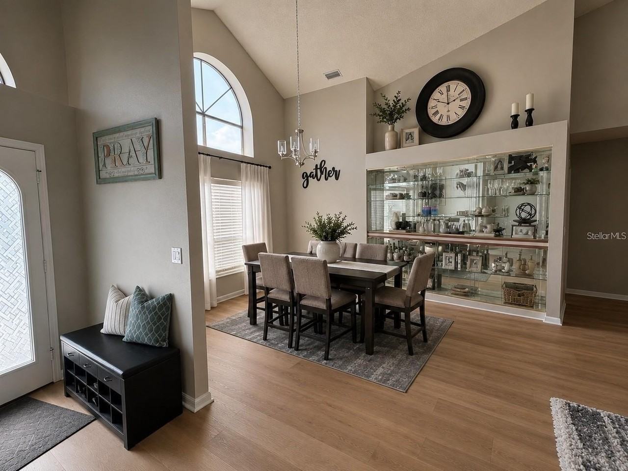 18561 Winding Oaks Blvd - Photo 5 of 18