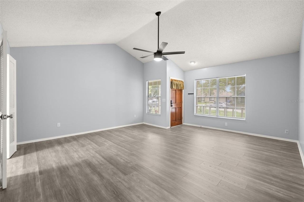 3257 Laurel Dale Dr - Photo 7 of 46