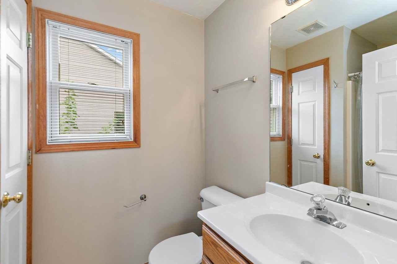 1541 Moluf St - Photo 7 of 20