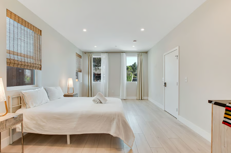 2119 South West View Street - Photo 2 of 30