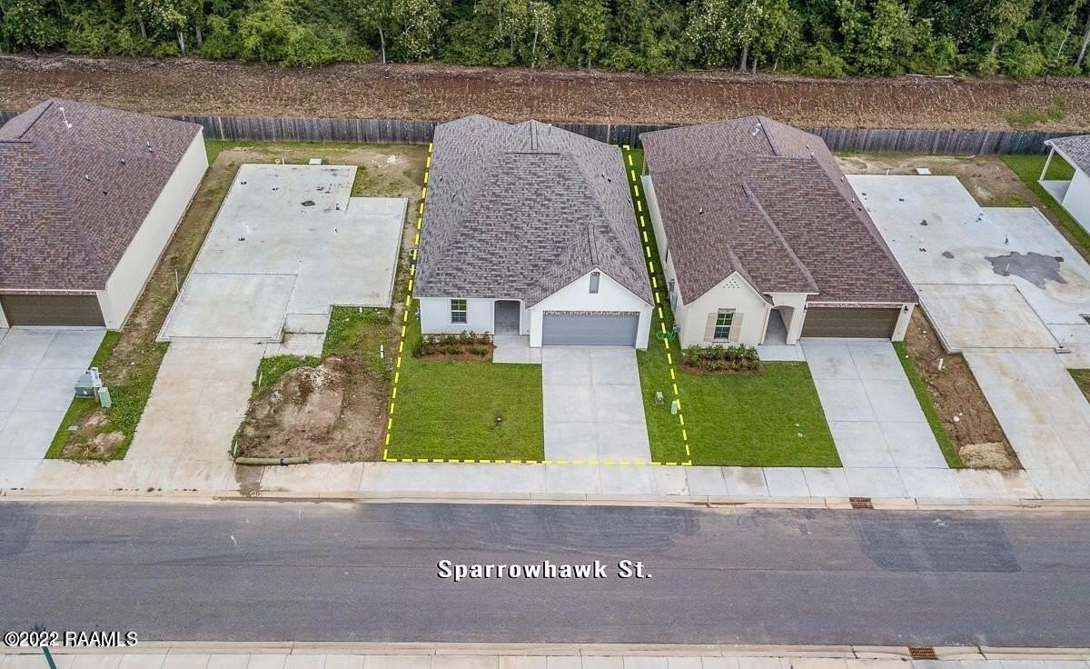 211 Sparrowhawk St - Photo 3 of 18
