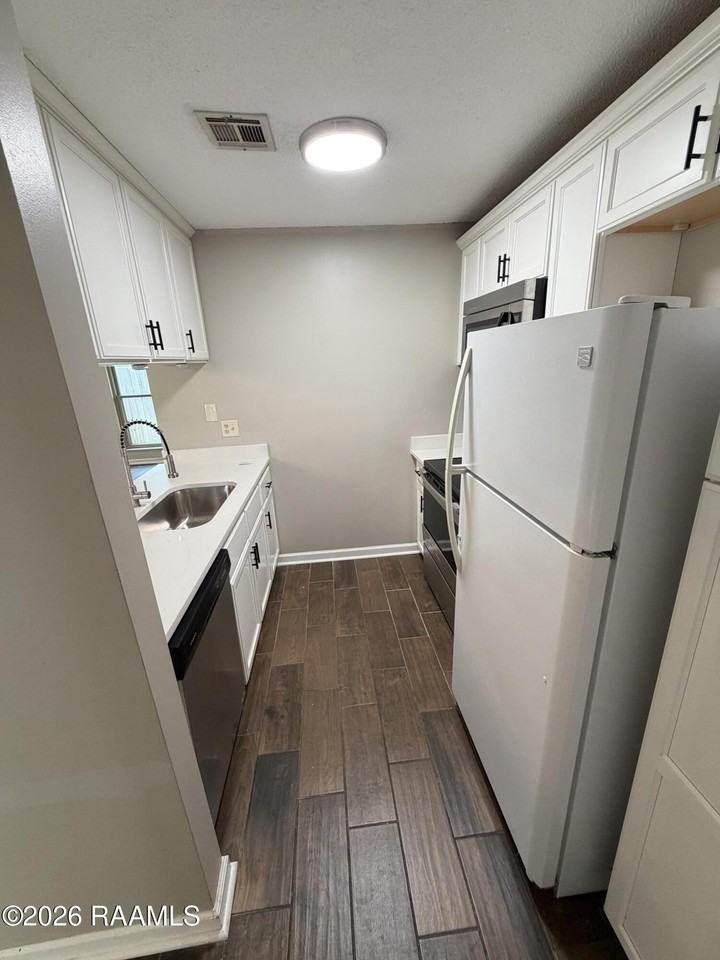 202 Long Plantation Blvd #F - Photo 4 of 14