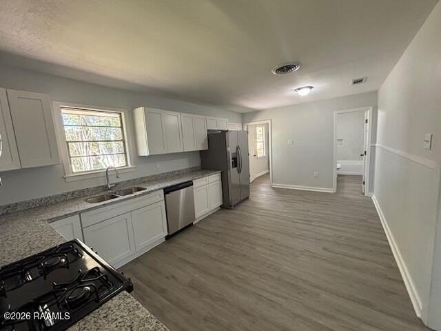 8447 S Parkland Dr - Photo 4 of 17