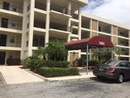 featured image of 7461 W Country Club Dr N #409