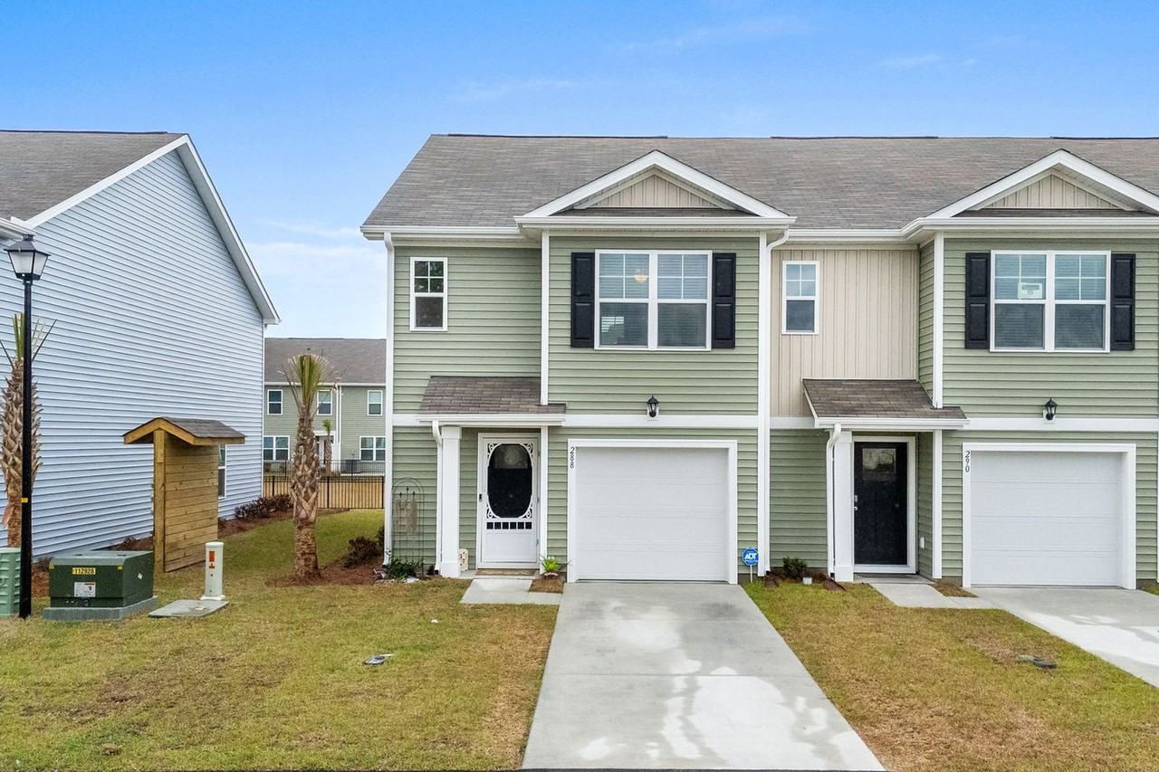 332 Bayou Loop #1533631P - Photo 5 of 39