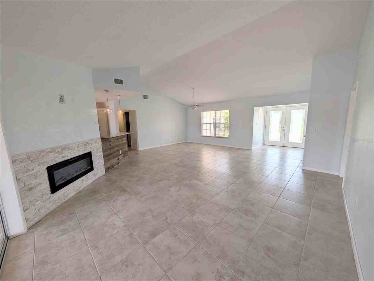 8707 51st Ave W - Photo 6 of 34