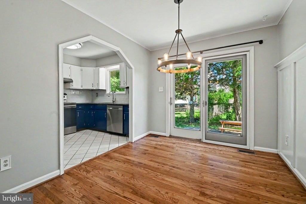 7804 Stafford Hill Ct - Photo 7 of 21