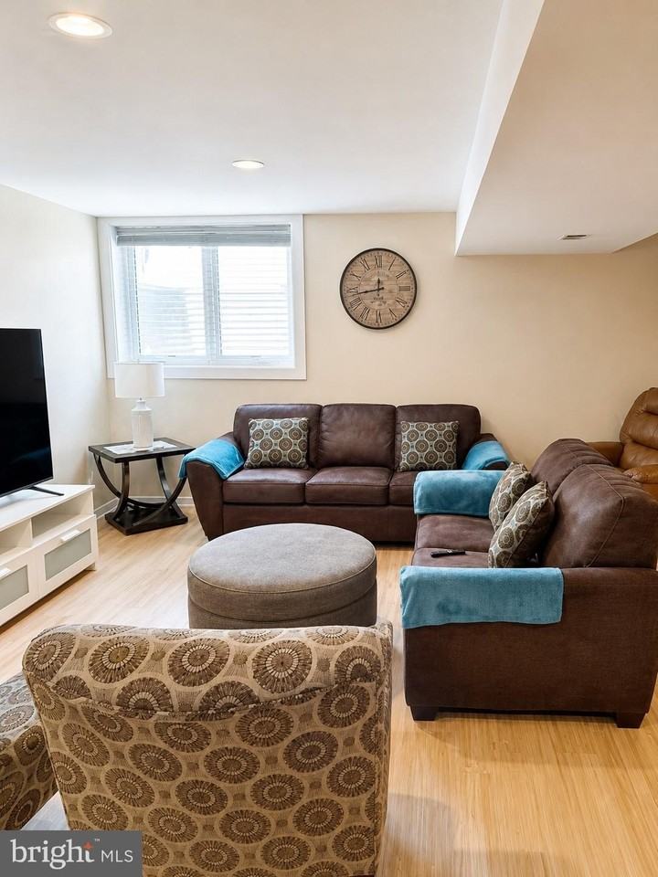 2505 Falling Brook Ter - Photo 7 of 15