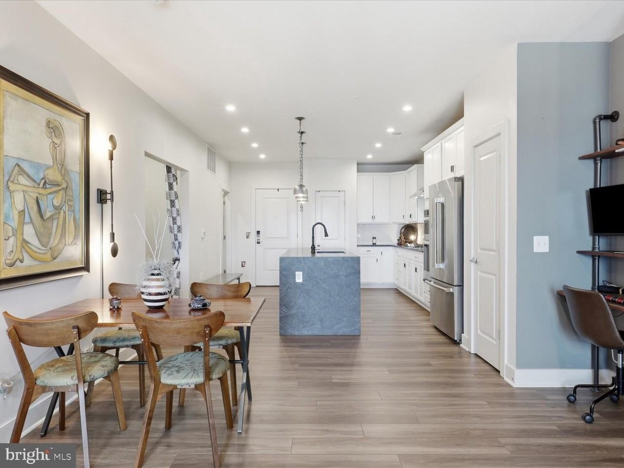 100 Saint Ives Pl #403 - Photo 4 of 33