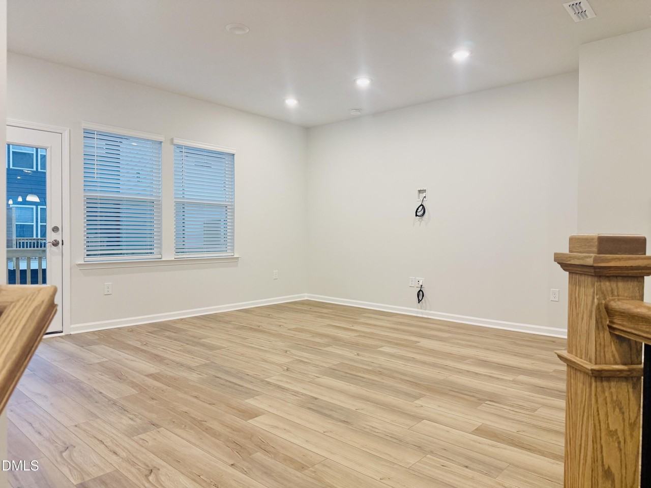 912 Fearless Rd - Photo 3 of 15