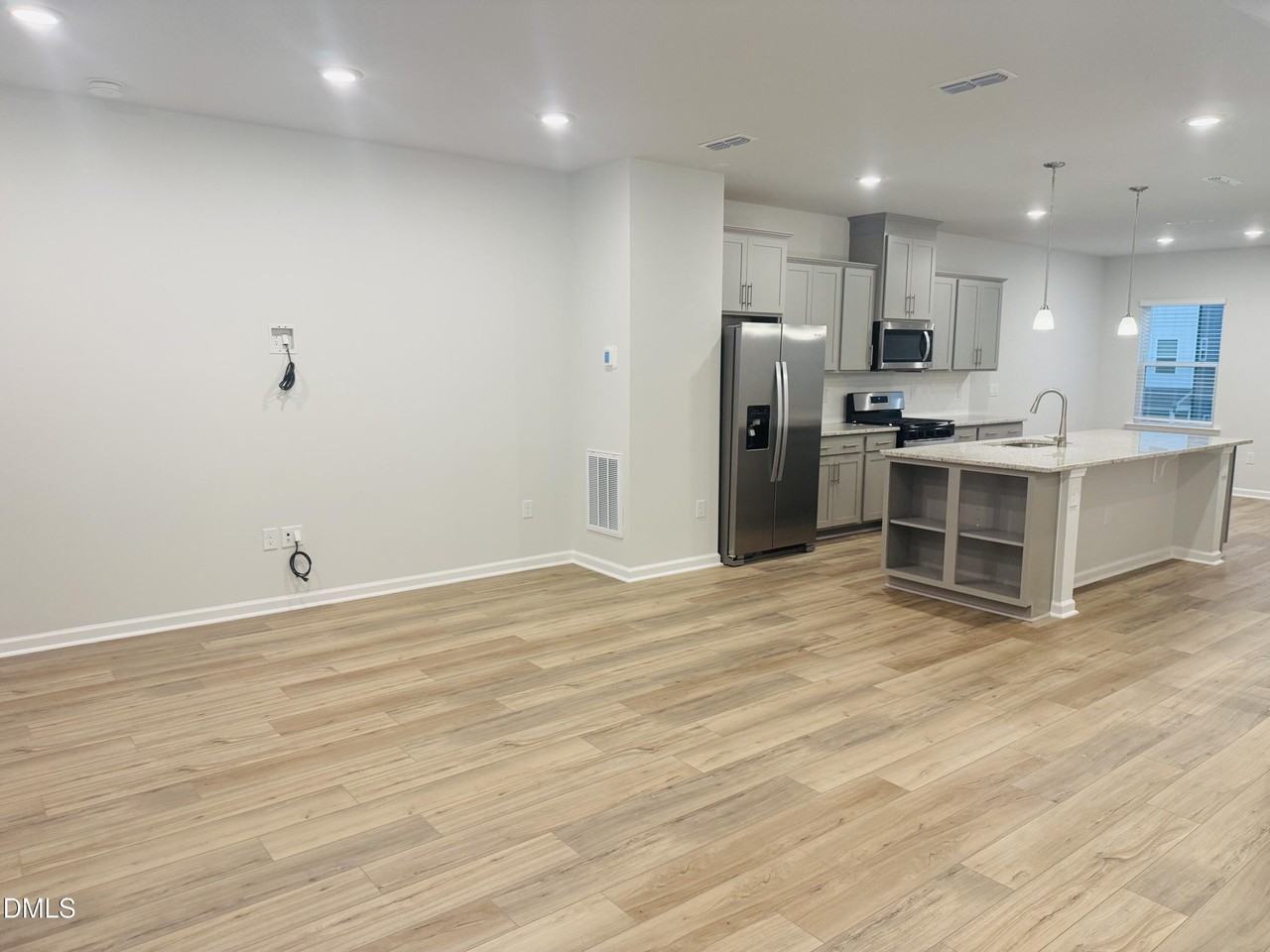 912 Fearless Rd - Photo 4 of 15