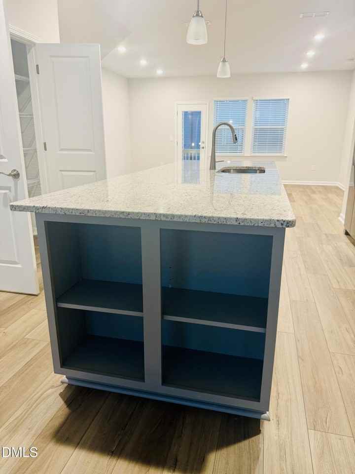 912 Fearless Rd - Photo 5 of 15