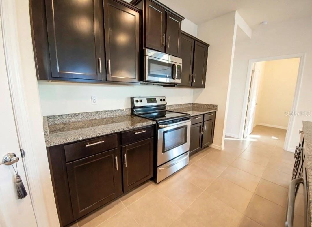 17589 Garsalaso Cir - Photo 5 of 24