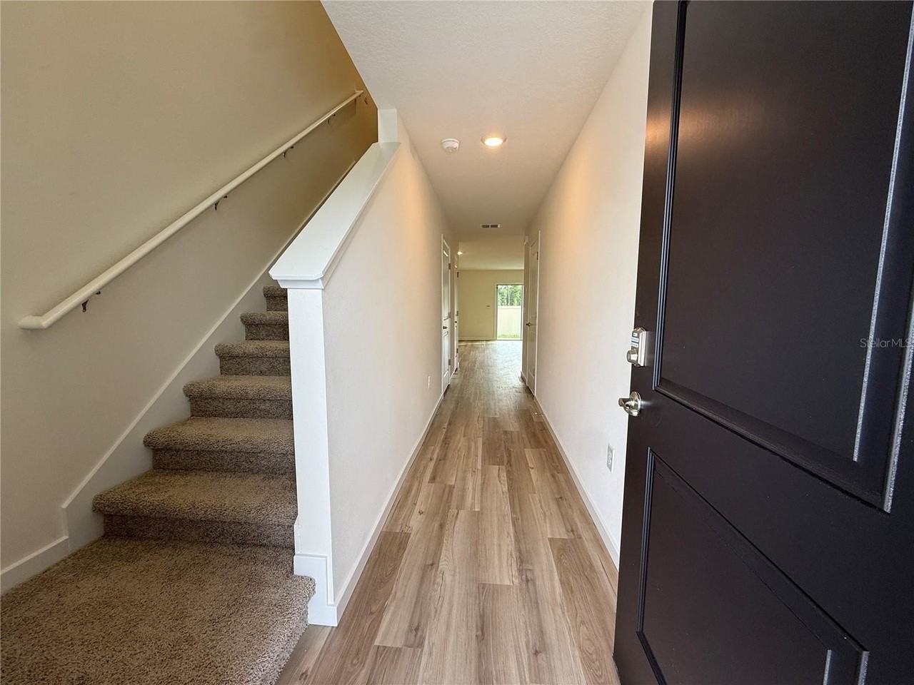 6524 Sw 82nd Loop - Photo 3 of 33