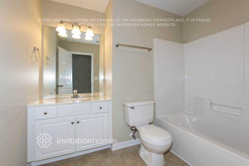 645 Clearbrook Rd - Photo 4 of 9