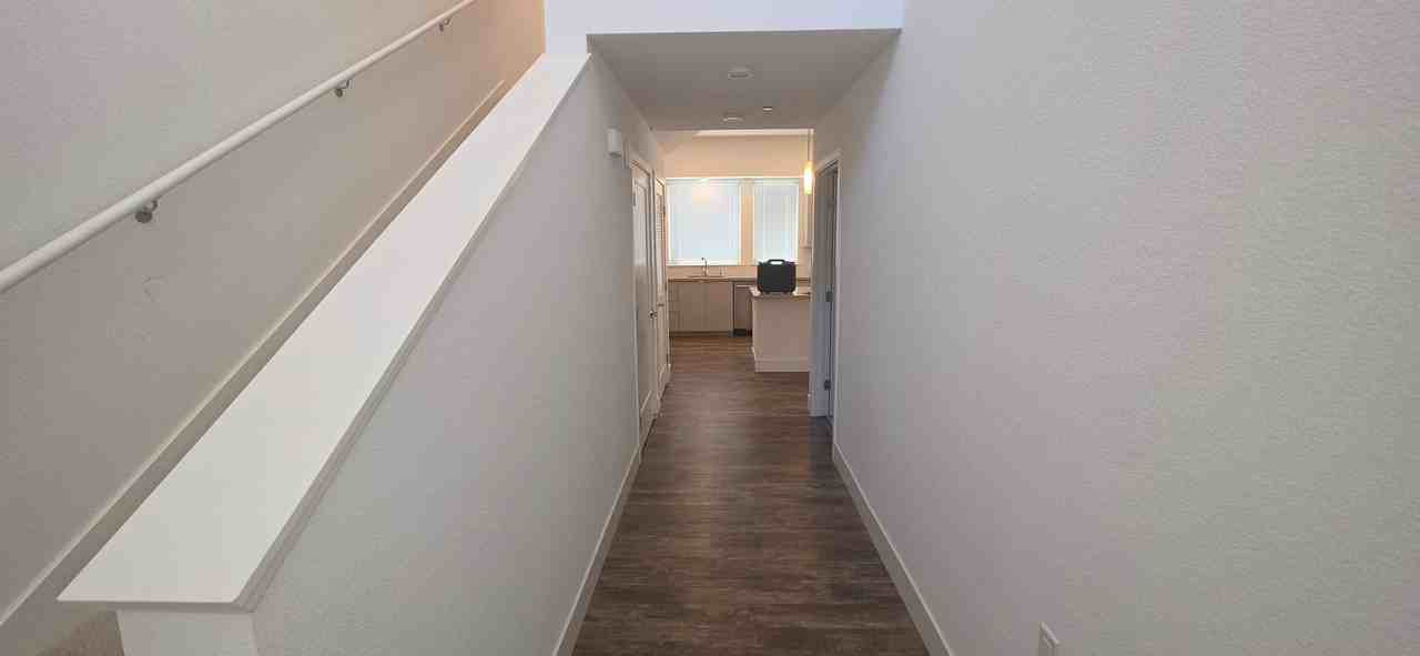 3658 Capitol Ave - Photo 2 of 28