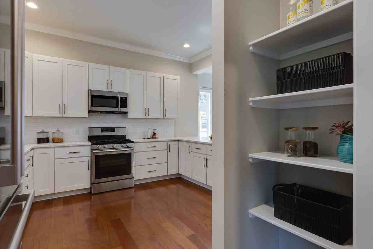 607 Lee St - Photo 4 of 22