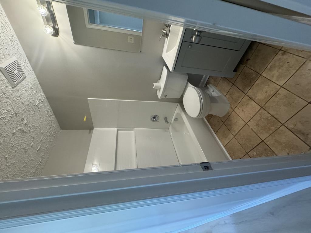 111 Worthy Dr - Photo 6 of 12