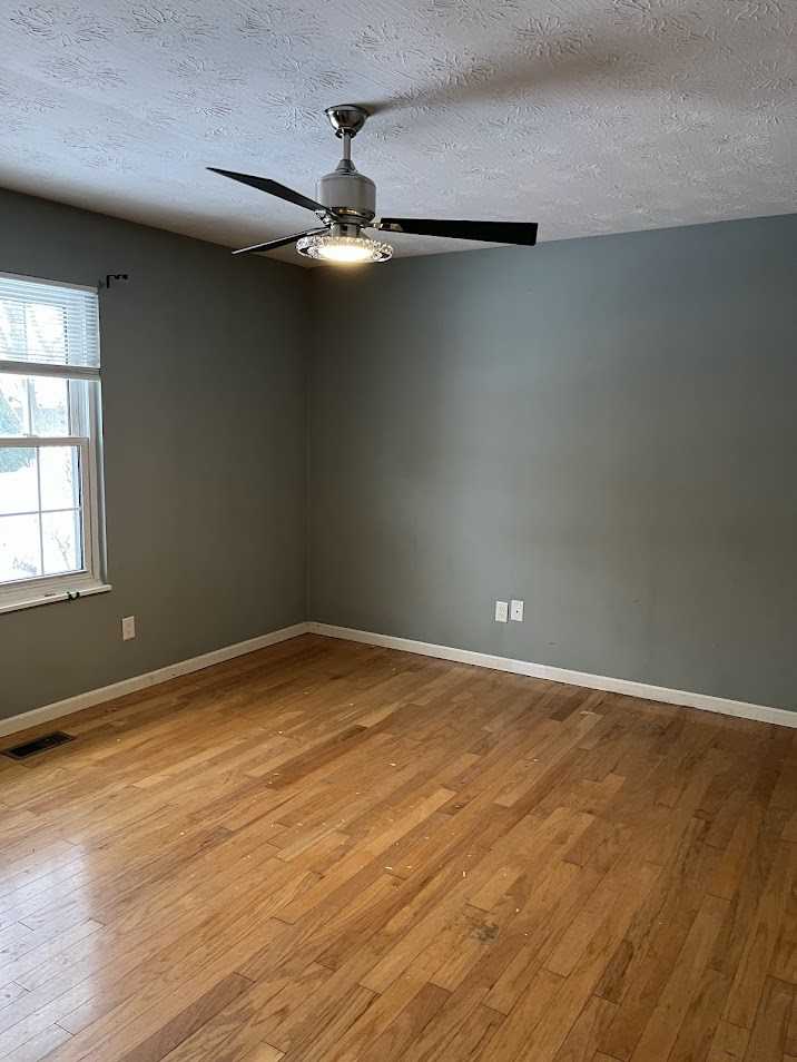 1546 Brookfield Ln #1546 - Photo 6 of 7