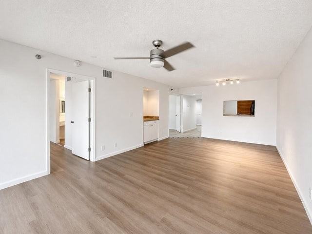 340 Northwest 67th Street - Photo 5 of 8