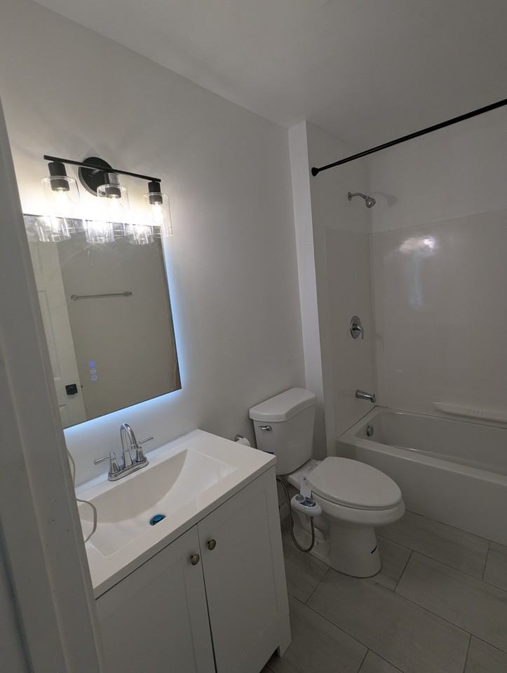129 Catawba Pl - Photo 2 of 10