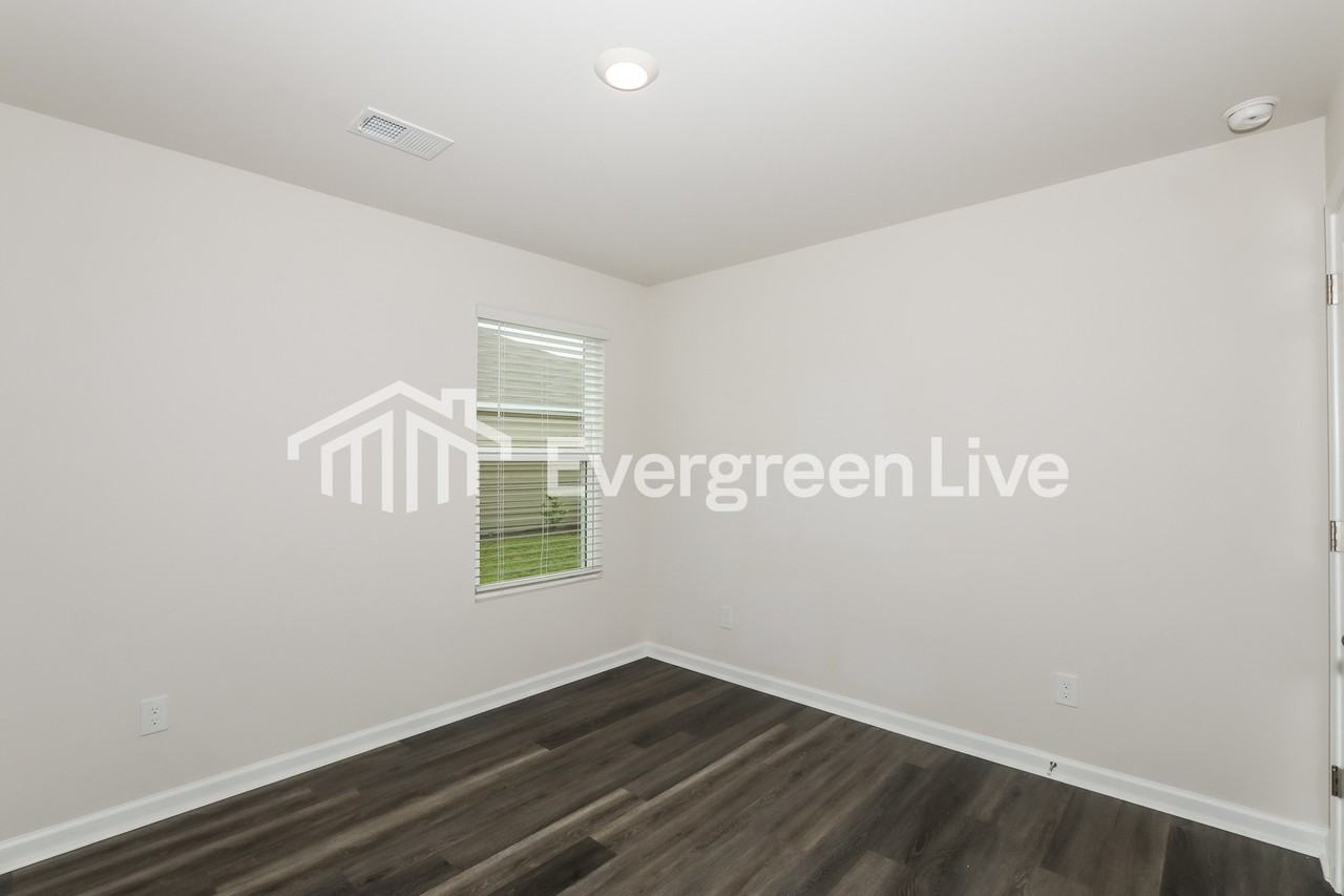 1181 Ridgeford Dr - Photo 6 of 15