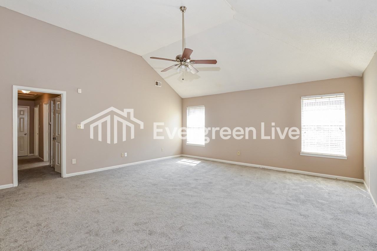 5944 E Wagon Hill Rd - Photo 4 of 15