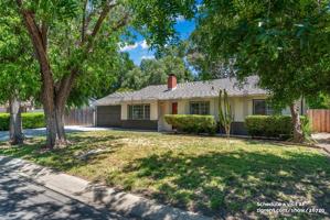 featured image of 1580 Placer Dr