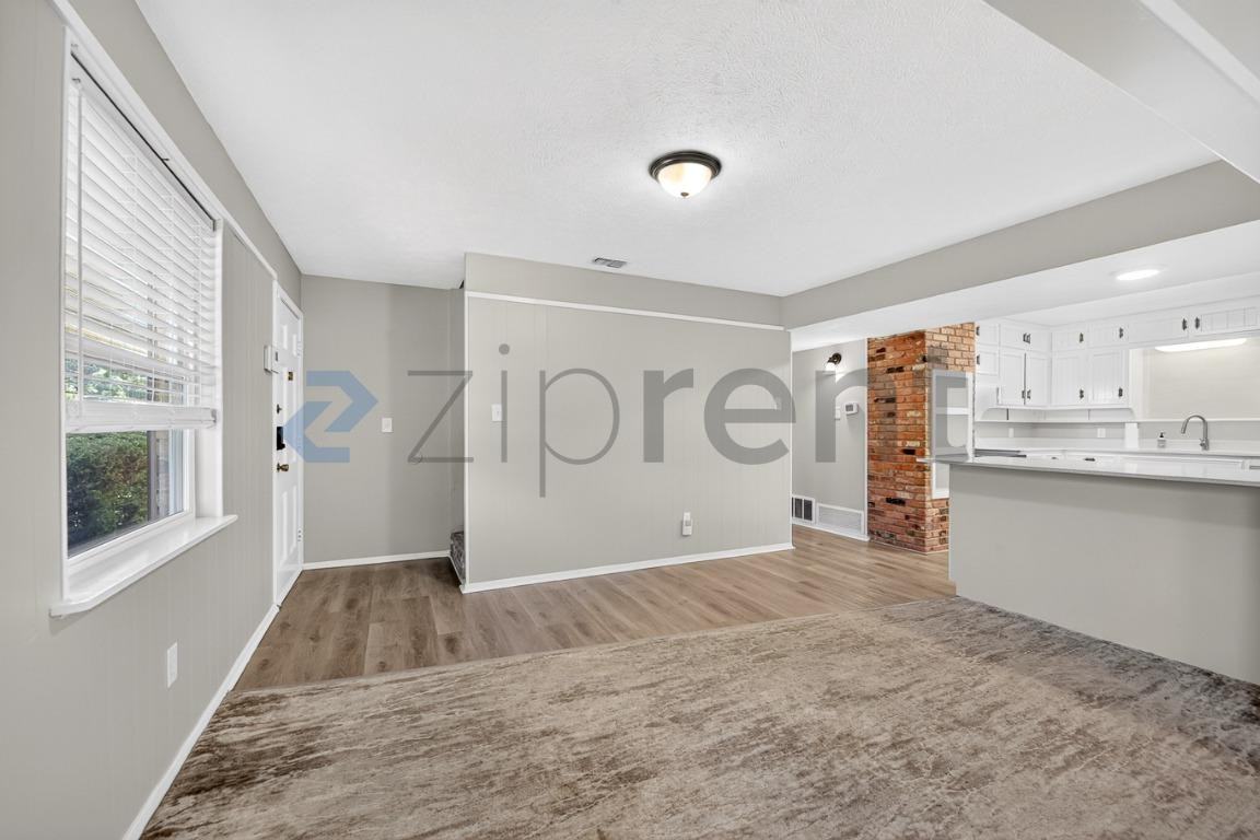 7216 Hightower Street - Photo 7 of 31