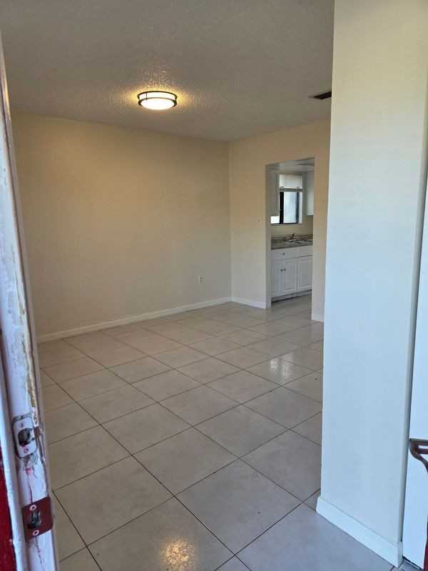 4739 Sisson Rd - Photo 4 of 23