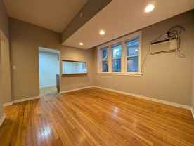 1828 W Lawrence Ave - Photo 1 of 1