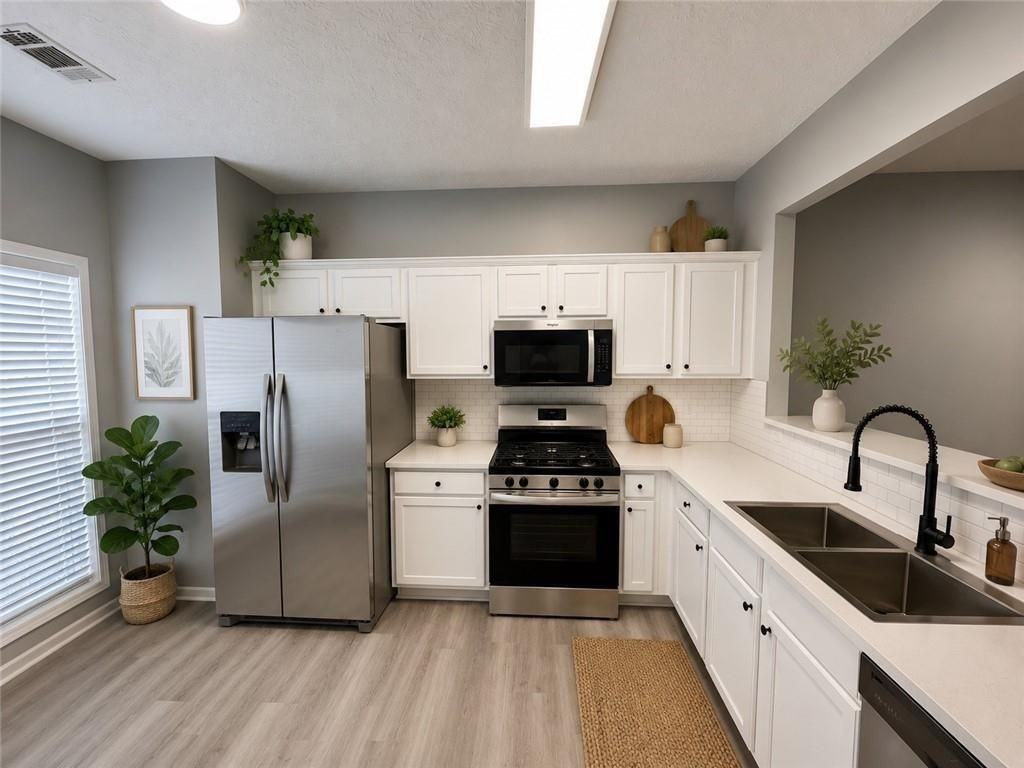 2025 Austin Park Cir - Photo 6 of 32